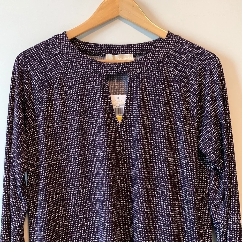 Michael Kors Dark Orchid all over pattern Blouse Size Medium NWT - Picture 6 of 16